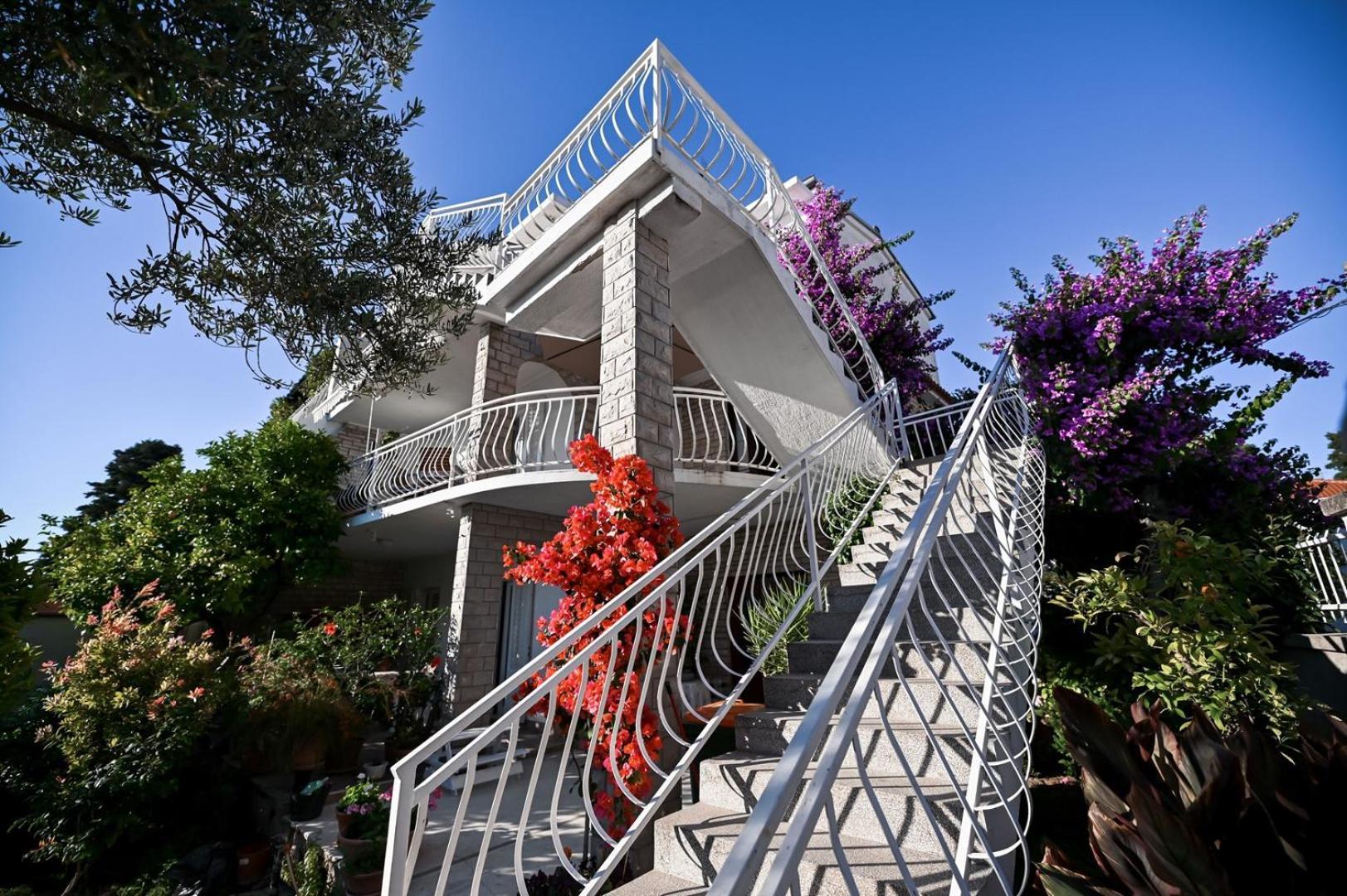 Apartment Rajna Biograd Na Moru Luaran gambar